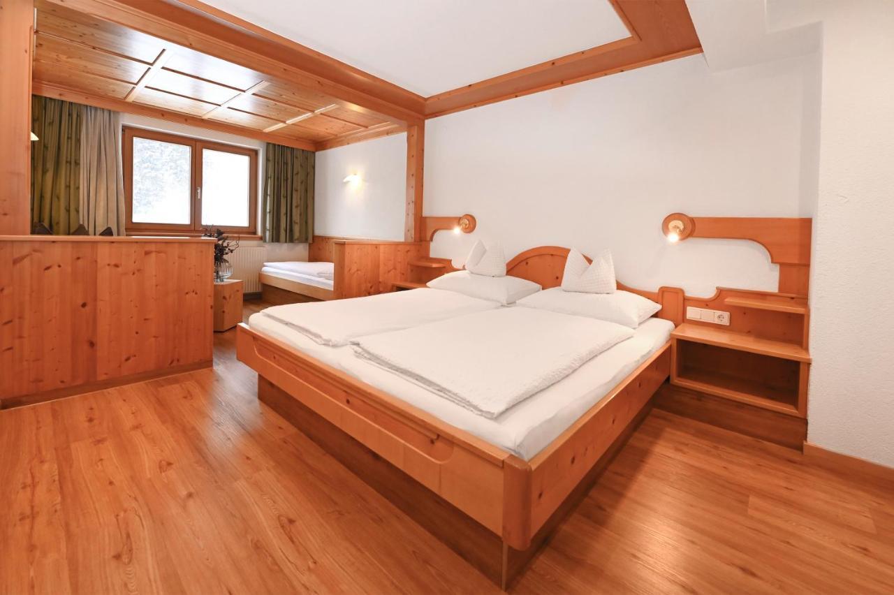Apart Alpenpension Maderer Gaschurn Esterno foto